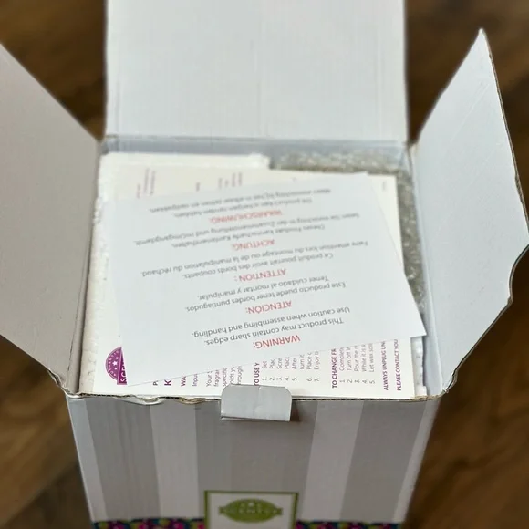 Haunting Good Time Scentsy Warmer - Picture 4 of 12